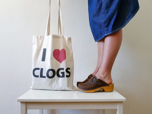 I ♥ clogs