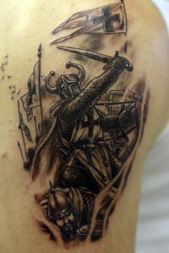 Aztec Warrior Tattoo Design on Back 2011