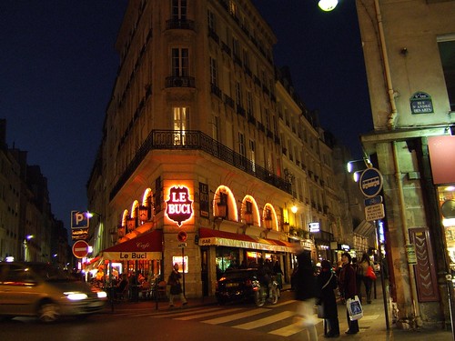 Rue Saint Andre des Arts by night