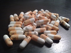 macro closeup medicine pills prescription n95 nokian95