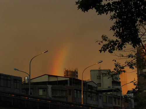 黃昏的彩虹