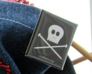 Craftster Pirate Pin