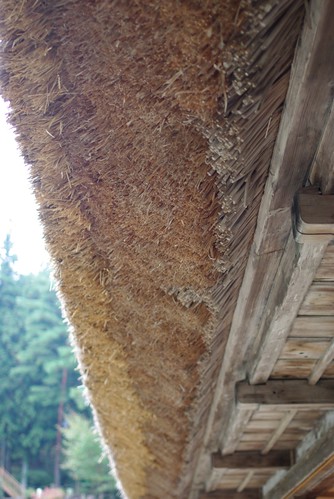 藁葺き　thatched roof