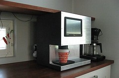 Computer controlled coffee maker by momentimedia