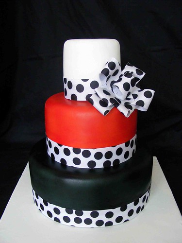 black and white wedding cakes with red. lack red and white