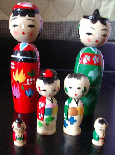 kokeshi set of nesting dolls