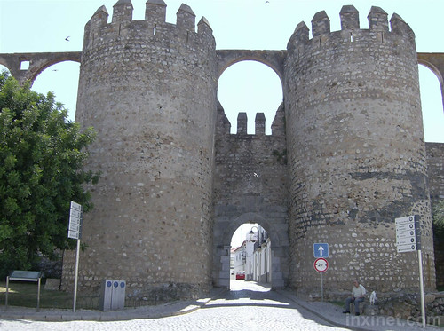 Entrada Castelo de Serpa