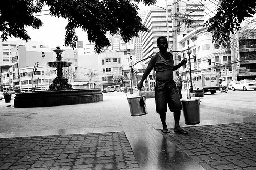 Philippines Pinoy Filipino Pilipino Buhay Life people pictures photos life  city, ambulant, food, man, scene, street, peddler, Binondo, Manila, taho