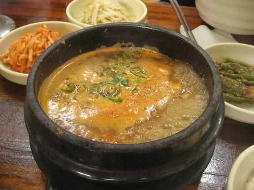 청국장: fermented bean stew