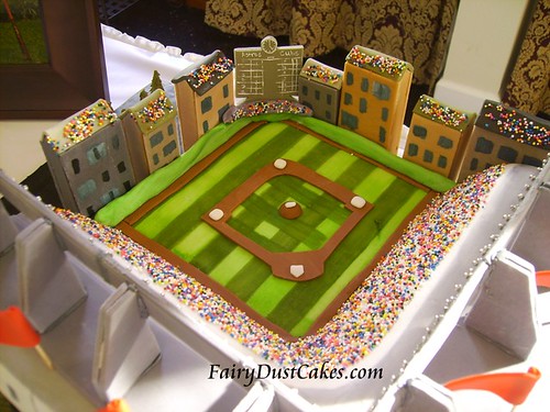 baseball field cake. Wrigley Field cake