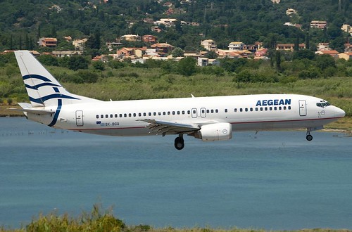 Aegean Airlines in Corfu island por Arm_spotter.