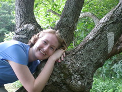 Shannon in the tree at Bly Gap