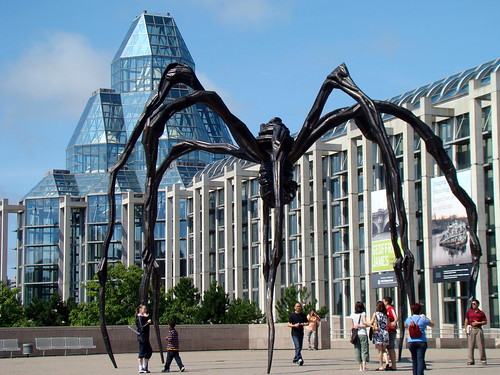 maman. Ottawa#39;s Giant Spider - Maman