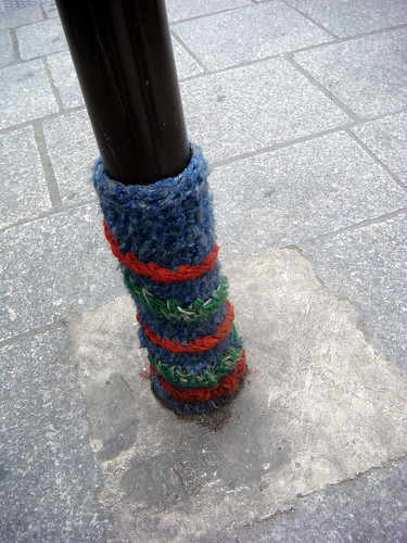 lamp post knitting art