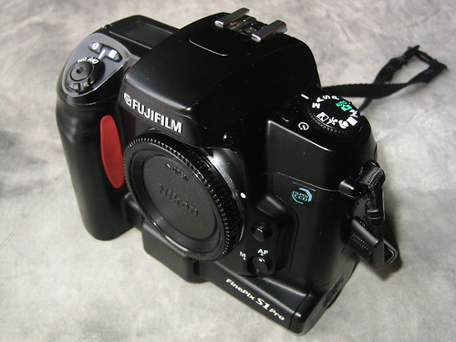Discrepantie Per Wieg Fujifilm FinePix S1 Pro - Camera-wiki.org - The free camera encyclopedia