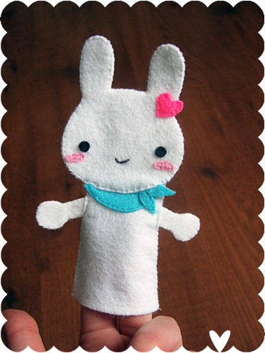 Bunny-san finger puppet