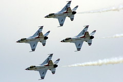 Air Show: Thunderbirds Diamond Formation