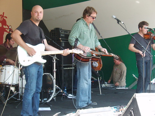 jerry douglas at the 2008 edmonton folk music festival