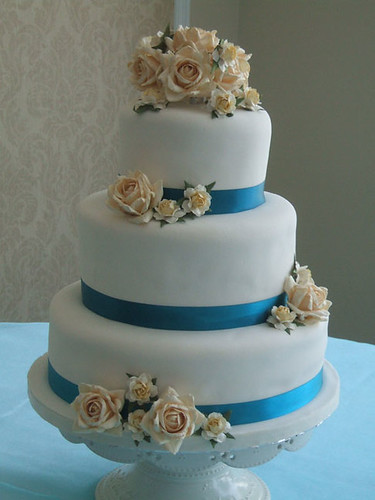turquoise 'blue wedding cakes