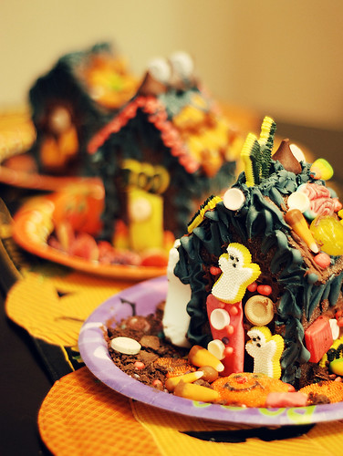 haunted gingerbread houses