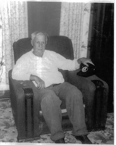 Great grandpa with phone