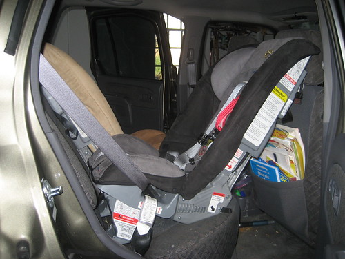 Infant car seat placement nissan xtrra #10