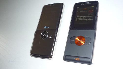 Sony Ericsson W350 et LG KM380