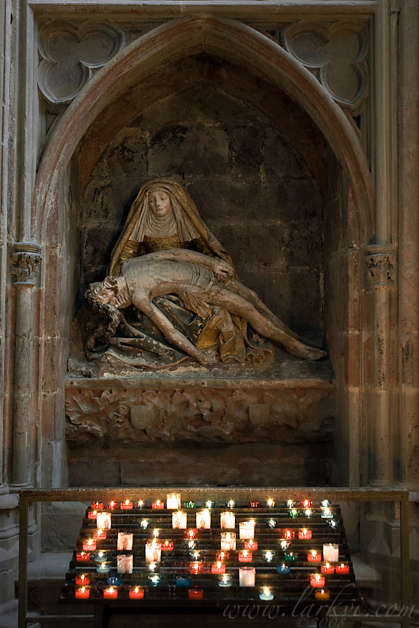 Pieta, Basilique Saint-Nazaire-et-Saint-Celse, Carcassonne, France, July 2008