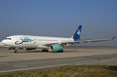 Star Airlines A330-243 F-GRSQ GRO 25/11/2004