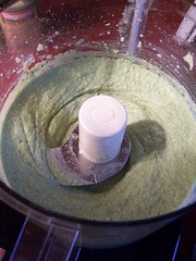 spinach_hummus_after