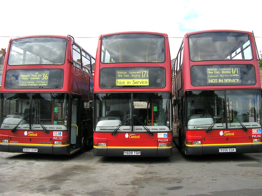 PCB 423-6 FORMER LONDON CENTRAL VOLVO PLAXTON PRESIDENTS IN AS ARRIVED CONDITION
