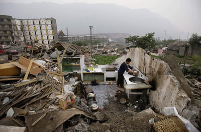 china earthquake survival