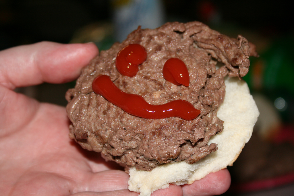 Sometimes A Hamburger Makes Me Smile - MI00066
