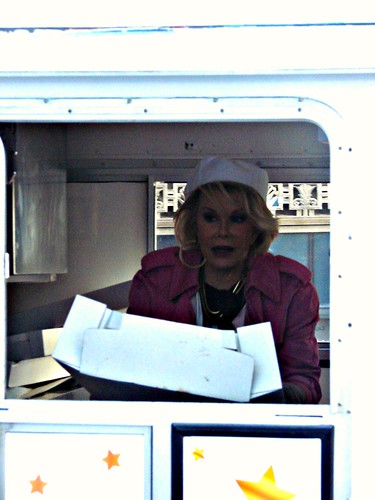 Joan Rivers in the Cupcake Truck!