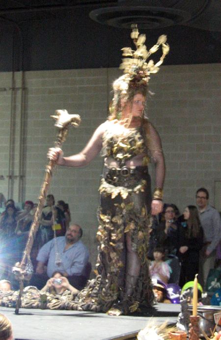 Faerie Fashion Show - Golden Goddess (Click to enlarge)