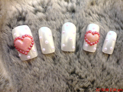 Heart nailart design. Posted by Artistic at 6:26 PM