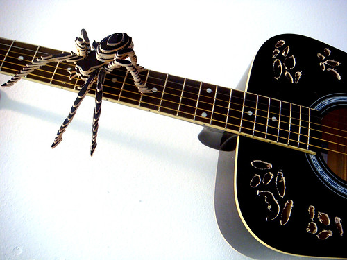 spider out of guitar