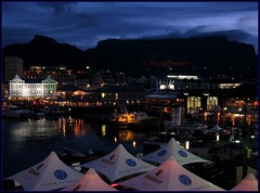 Christmas is coming to Cape Town and we wish you :