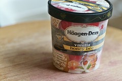 haagen-dazs vanilla honeybee ice cream