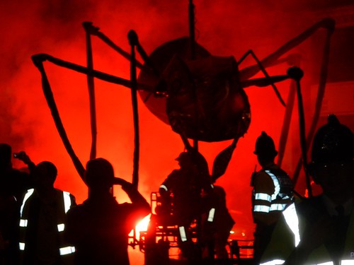 Derby Feste Quad opening with Giant Insects