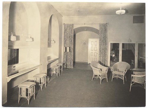 Figueroa Playhouse Dressing Room, c. 1925