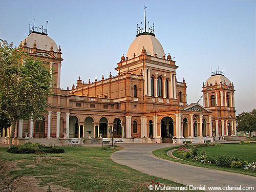 Noor Mahal, Bahawalpur