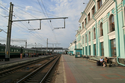 Omsk railway station ©  Bernt Rostad