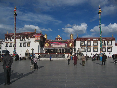 Jokhang_Temple_in_Tibet