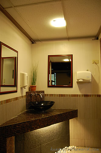 Casa Verde Restroom