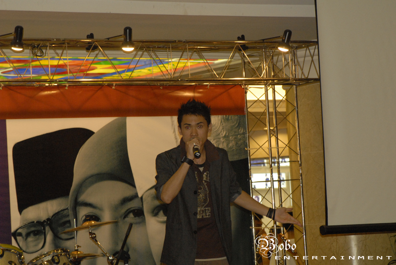 Final Talent Show At THE MALL (21)