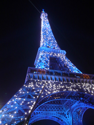 Torre Eiffel de nit pampallugues 1