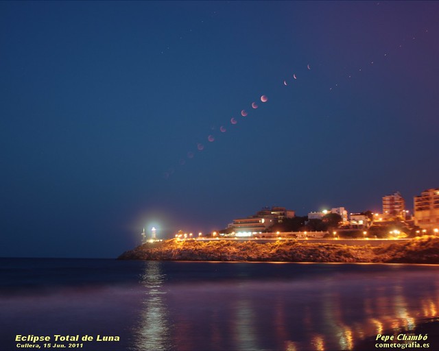Total Lunar Eclipse on 2011