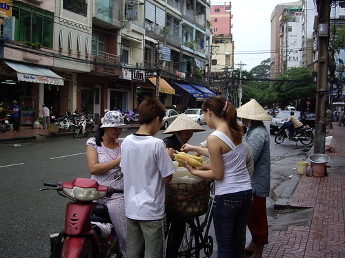 streetvendors_HCMC