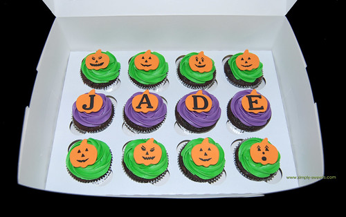 Halloween themed birthday cupcakes